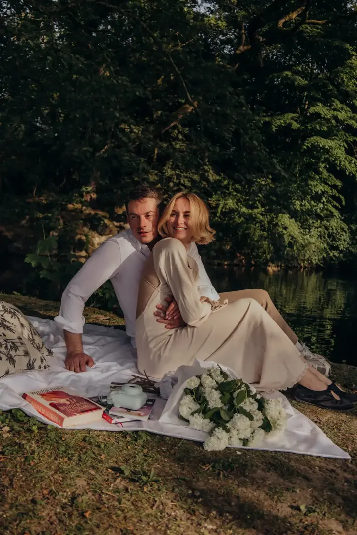 Couple Photoshoot in Paris